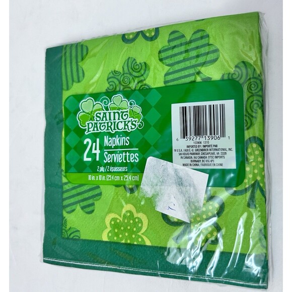 Paper napkins sealed NEW  20 ct 2 ply clover saint Patrick's day Green - Picture 1 of 2